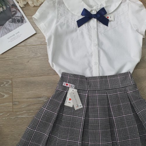 Áo sơ mi trắng ren V ngực size đại size 10 -13-kidsky-bán sỉ Áo sơ mi trắng ren V ngực size đại size 10 -13 Áo sơ mi trắng ren V ngực size đại size 10 -13-ÁO SƠ MI CỘC TAY BÉ GÁI